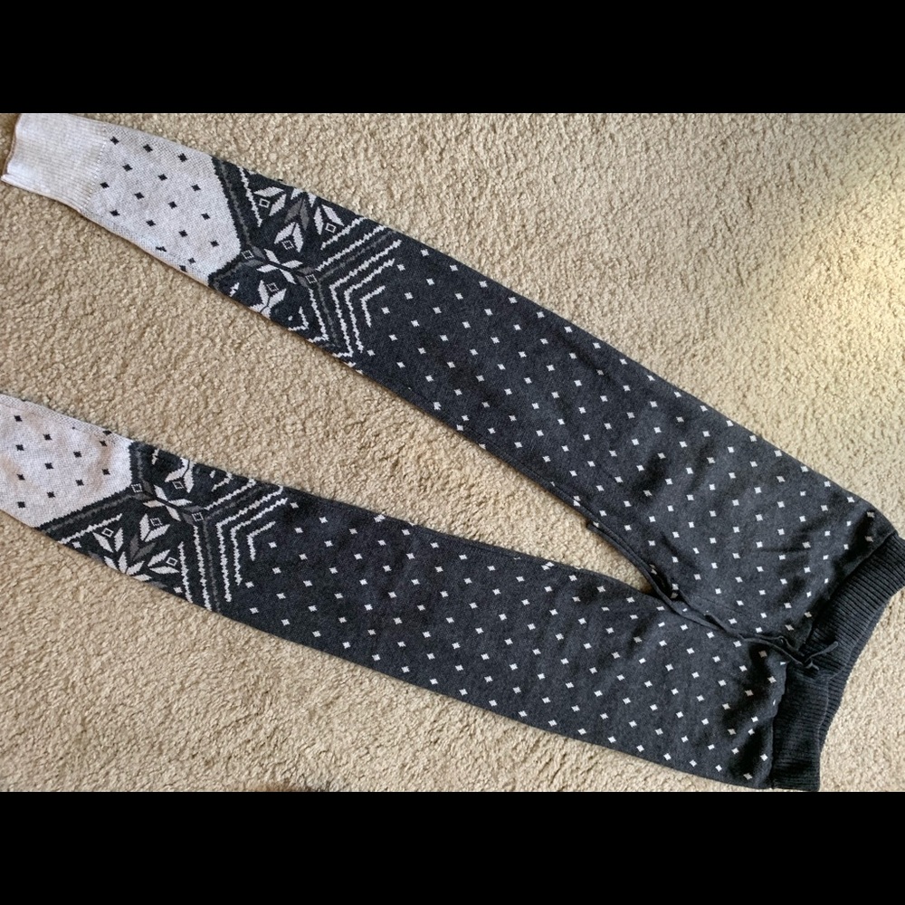 Sweater leggings